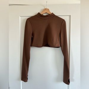 H&M ribbed brown cropped top